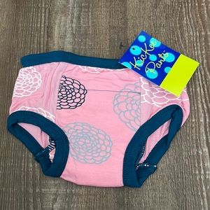 NWT Kickee pants trainers